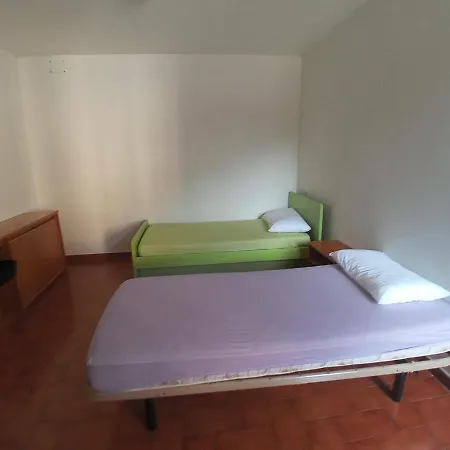 شقة Sunny Flat In Quaint Town, Close To Lago Maggiore *